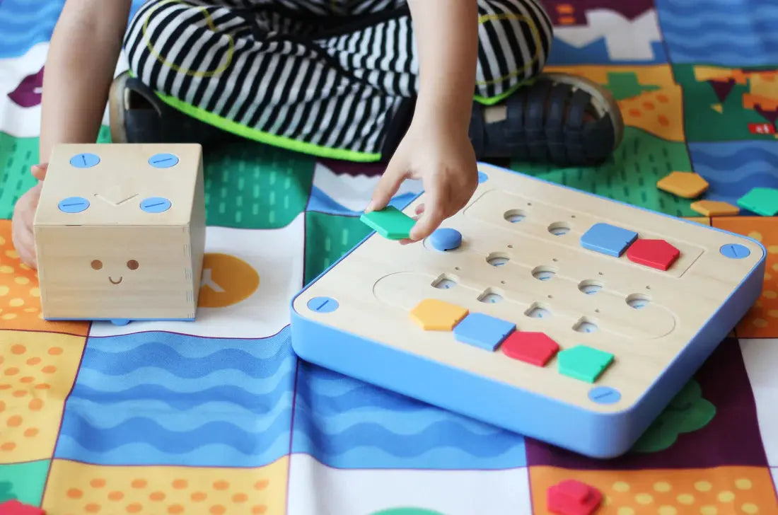 Baby Bot Private Workshop : Cubetto - Éditions Woke Up!